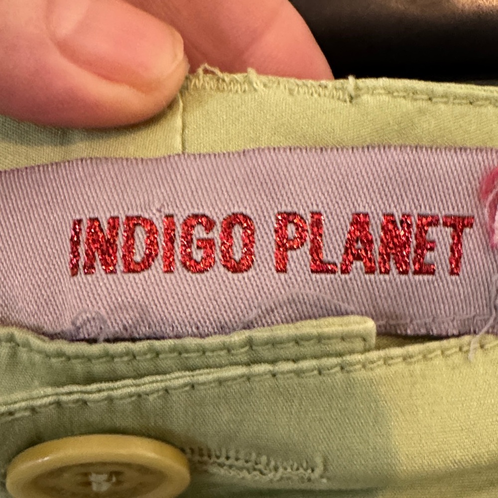 Indigo Light Green Cargo Capris - Picture 2 of 8